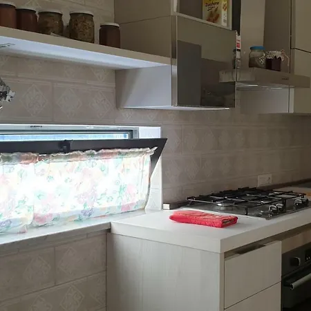 Bed & Breakfast Affittacamere Green Leaf Somma Vesuviana